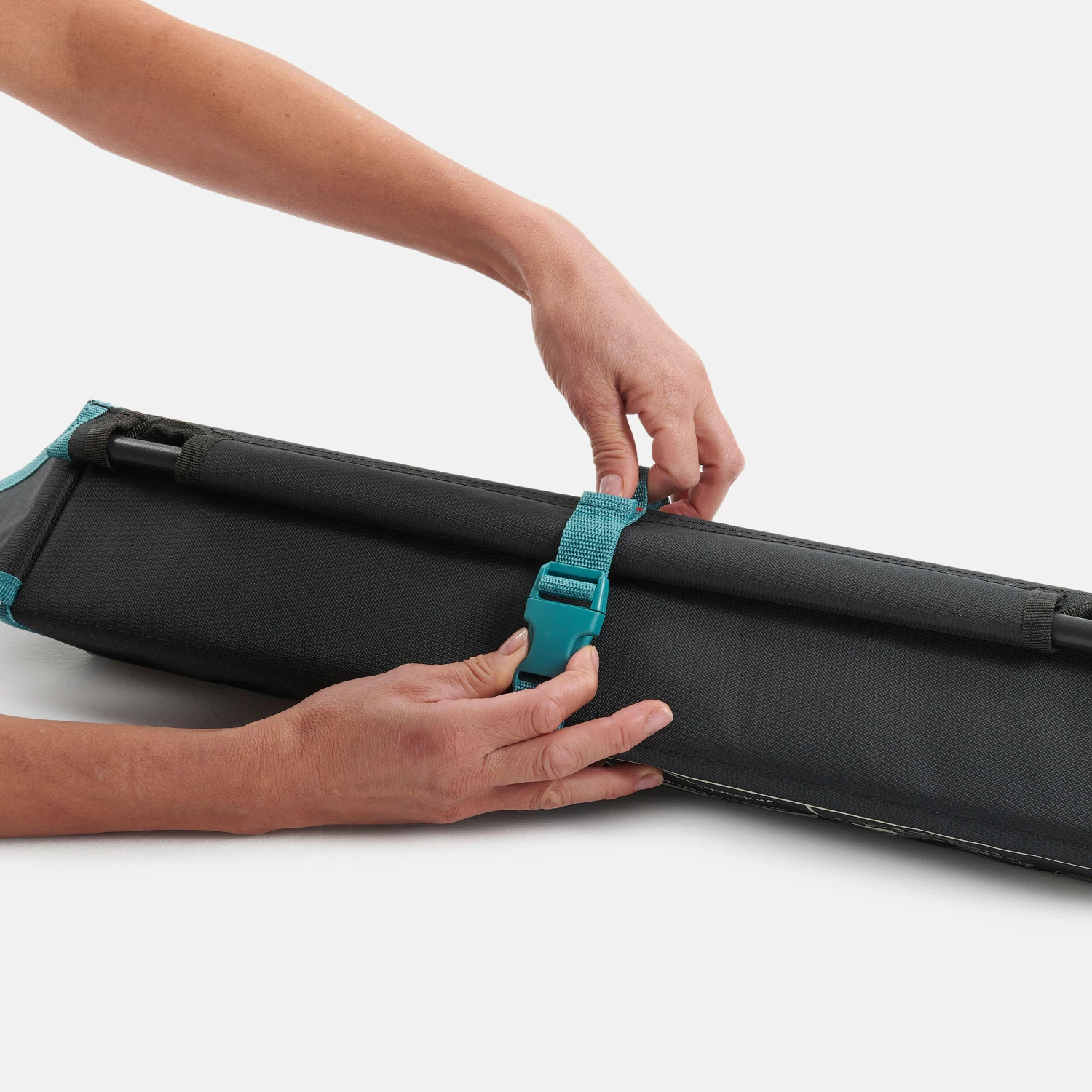 Quechua LOW FOLDING CAMPING TABLE MH100 Grey - Image 10