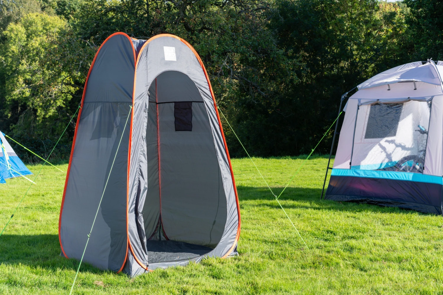 OLPRO Pop Up Toilet & Utility Tent 1.2M - Image 3