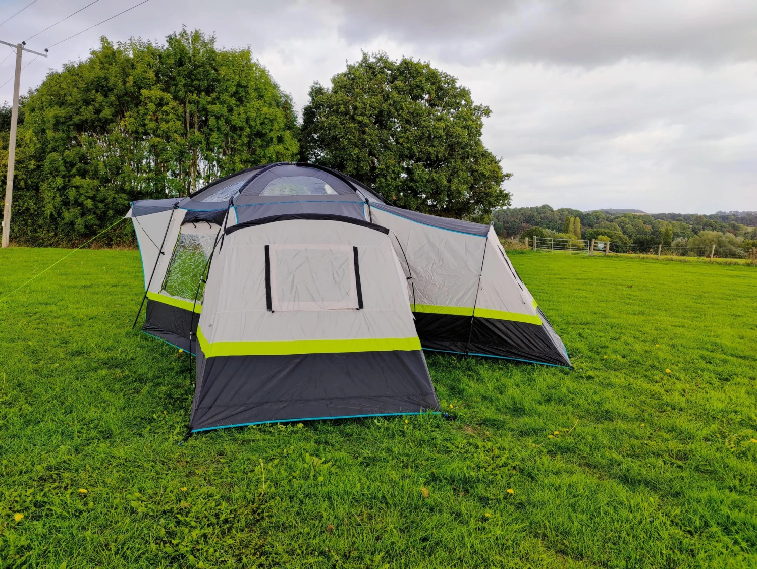 OLPRO Hive 6 Berth Poled Tent - Image 4